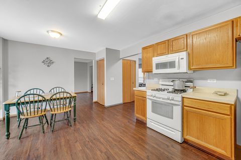 Tiny photo for 4 Franklin Court, Bolingbrook, IL 60440 (MLS # 12571750)
