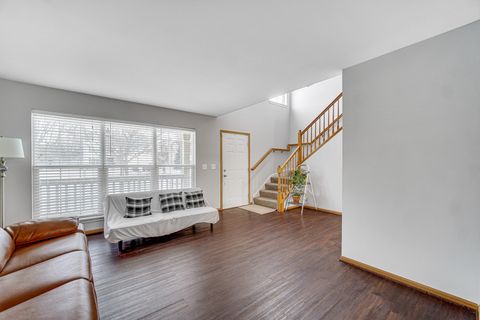 Tiny photo for 4 Franklin Court, Bolingbrook, IL 60440 (MLS # 12571750)