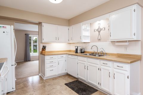 Tiny photo for 3265 Cavendish Drive, Rockford, IL 61109 (MLS # 12503325)