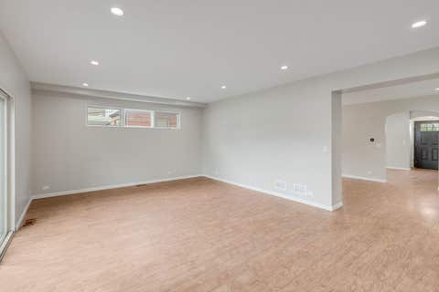 Tiny photo for 9535 S Fairfield Avenue, Evergreen Park, IL 60805 (MLS # 12649318)