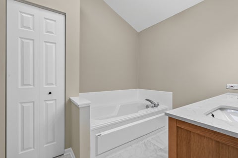 Tiny photo for 541 Pheasant Trail, St. Charles, IL 60174 (MLS # 12750124)