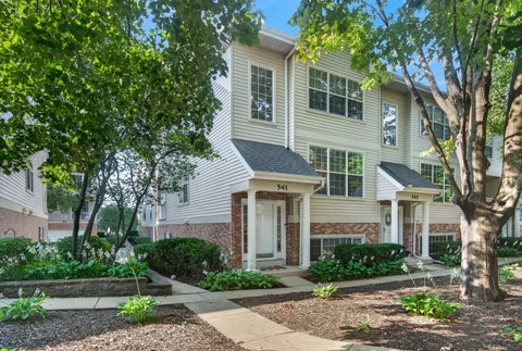 Tiny photo for 541 Pheasant Trail, St. Charles, IL 60174 (MLS # 12750124)
