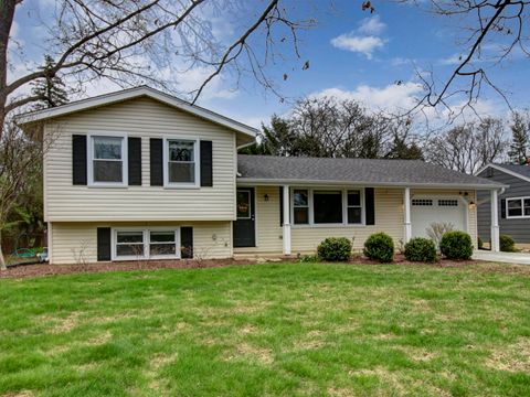 3S165 Cherrywood Lane Glen Ellyn IL 60137