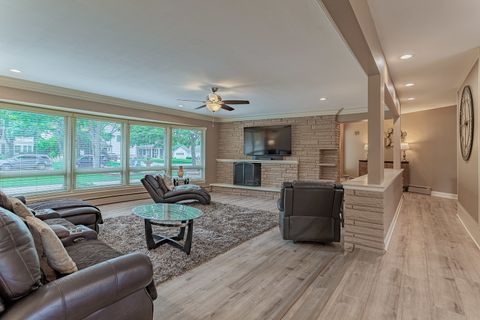 Tiny photo for 711 E Greenview Road, Itasca, IL 60143 (MLS # 12433179)
