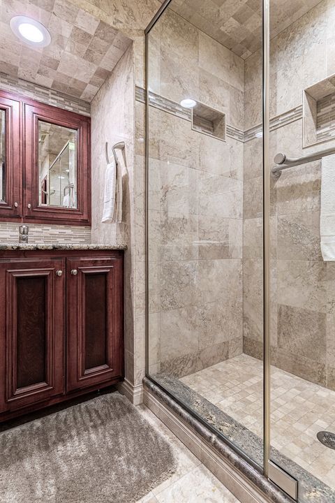 Tiny photo for 711 E Greenview Road, Itasca, IL 60143 (MLS # 12433179)