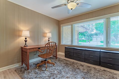 Tiny photo for 711 E Greenview Road, Itasca, IL 60143 (MLS # 12433179)