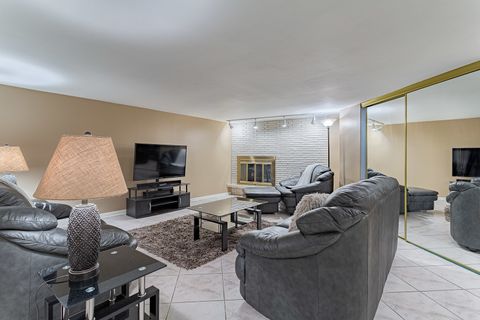 Tiny photo for 711 E Greenview Road, Itasca, IL 60143 (MLS # 12433179)