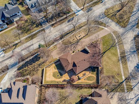 Tiny photo for 711 E Greenview Road, Itasca, IL 60143 (MLS # 12433179)