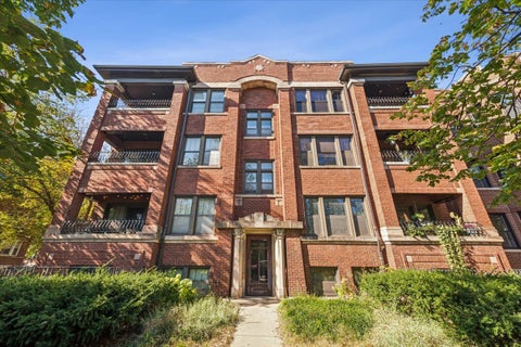 Photo of 4202 N Wolcott Avenue #3, Chicago, IL 60613 (MLS # 12793292)
