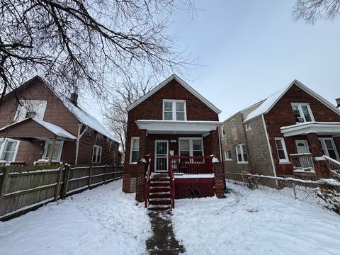 Photo of 9238 S Dauphin Avenue, Chicago, IL 60619 (MLS # 12530362)