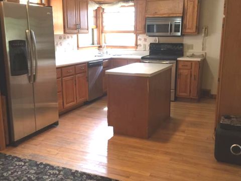 Tiny photo for 932 25th Street, Lasalle, IL 61301 (MLS # 12424773)