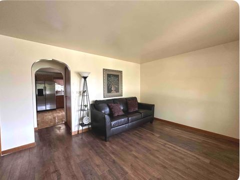 Tiny photo for 932 25th Street, Lasalle, IL 61301 (MLS # 12424773)