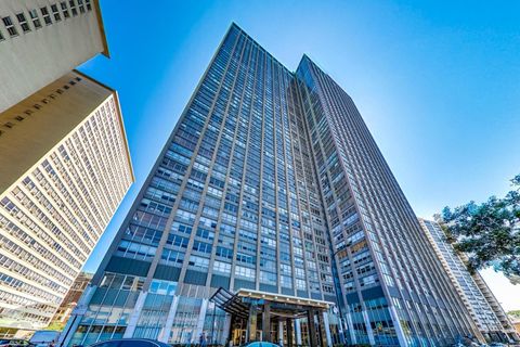 655 W Irving Park Road 4212 Chicago IL 60613