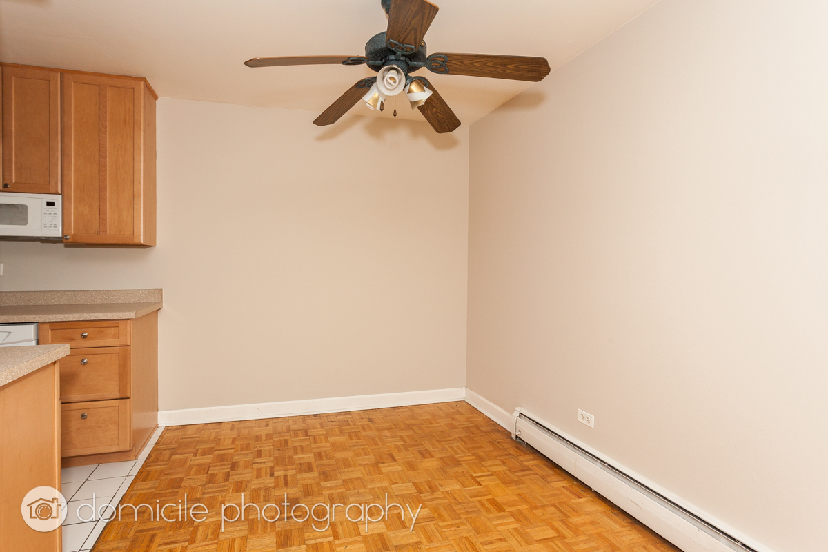 420 W Aldine Avenue 204