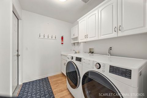 Tiny photo for 877 Elm Street, Sugar Grove, IL 60554 (MLS # 12566373)