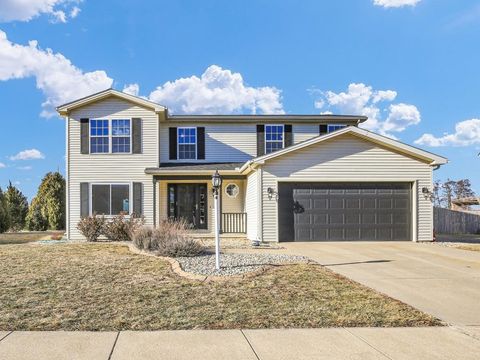 Photo of 905 Bergamot Street, Savoy, IL 61874 (MLS # 12381970)