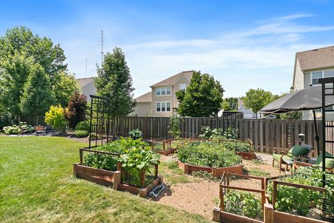 Tiny photo for 308 Buffalo Drive, Elgin, IL 60124 (MLS # 12695942)