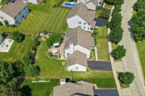 Tiny photo for 308 Buffalo Drive, Elgin, IL 60124 (MLS # 12695942)