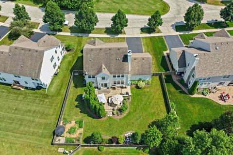 Tiny photo for 308 Buffalo Drive, Elgin, IL 60124 (MLS # 12695942)