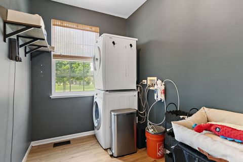 Tiny photo for 308 Buffalo Drive, Elgin, IL 60124 (MLS # 12695942)