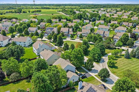 Tiny photo for 308 Buffalo Drive, Elgin, IL 60124 (MLS # 12695942)