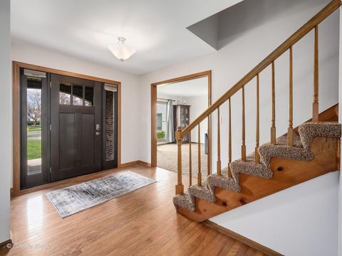 Tiny photo for 612 Stuart Drive, Carol Stream, IL 60188 (MLS # 12601407)