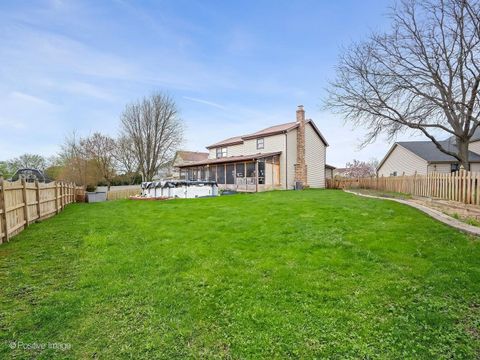 Tiny photo for 612 Stuart Drive, Carol Stream, IL 60188 (MLS # 12601407)