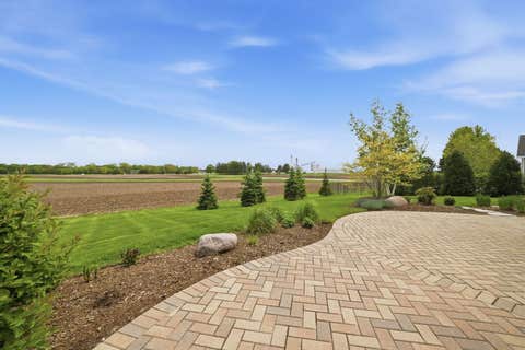 Tiny photo for 1934 Parkside Drive, Sycamore, IL 60178 (MLS # 12699452)