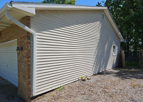Tiny photo for 142 Fielder Drive, Salem, IL 62881 (MLS # 12649327)