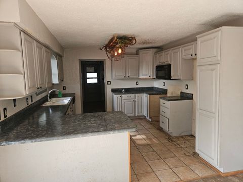 Tiny photo for 142 Fielder Drive, Salem, IL 62881 (MLS # 12649327)