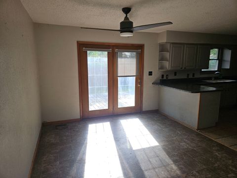 Tiny photo for 142 Fielder Drive, Salem, IL 62881 (MLS # 12649327)