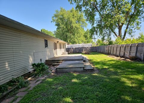 Tiny photo for 142 Fielder Drive, Salem, IL 62881 (MLS # 12649327)