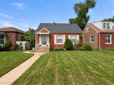 Photo of 12924 S Wallace Street, Chicago, IL 60628 (MLS # 12754976)
