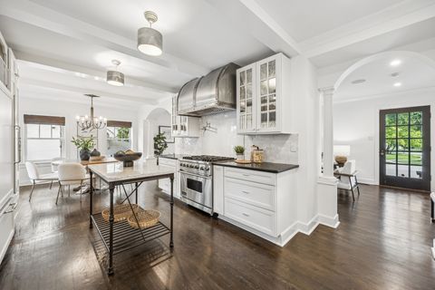 Tiny photo for 352 RAVINE Road, Hinsdale, IL 60521 (MLS # 12682220)