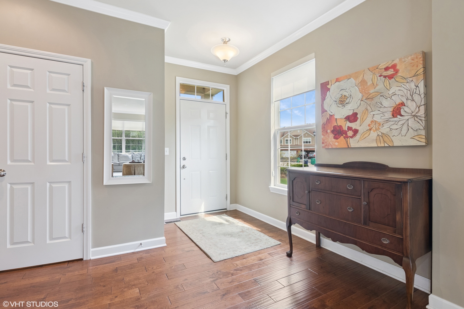 324 Buckingham Court