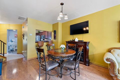 Tiny photo for 5121 Deblin Lane, Oak Lawn, IL 60453 (MLS # 12623293)