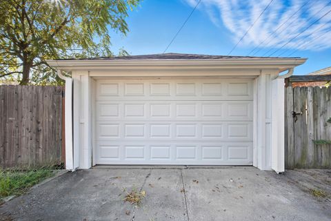 Tiny photo for 8223 S Sawyer Avenue, Chicago, IL 60652 (MLS # 12486055)