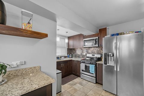 Tiny photo for 8223 S Sawyer Avenue, Chicago, IL 60652 (MLS # 12486055)