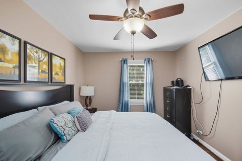 Tiny photo for 8223 S Sawyer Avenue, Chicago, IL 60652 (MLS # 12486055)