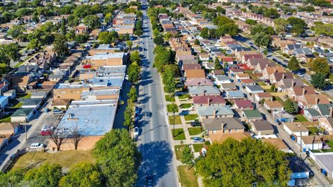 Tiny photo for 8223 S Sawyer Avenue, Chicago, IL 60652 (MLS # 12486055)