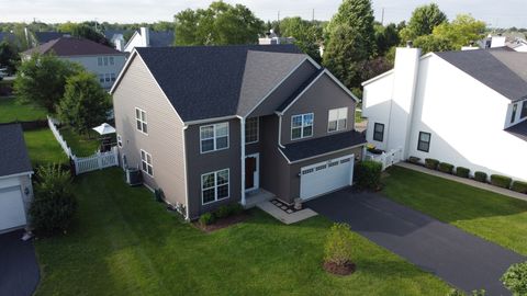 Tiny photo for 1702 Sierra Highlands Court, Plainfield, IL 60586 (MLS # 12669813)