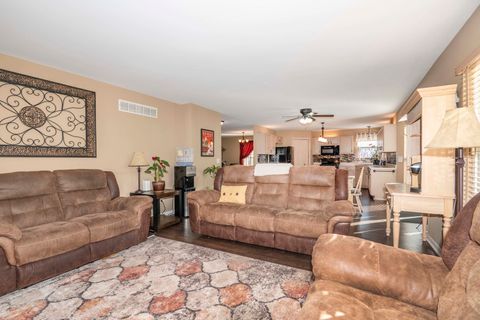 Tiny photo for 1702 Sierra Highlands Court, Plainfield, IL 60586 (MLS # 12669813)