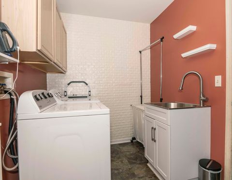 Tiny photo for 1702 Sierra Highlands Court, Plainfield, IL 60586 (MLS # 12669813)