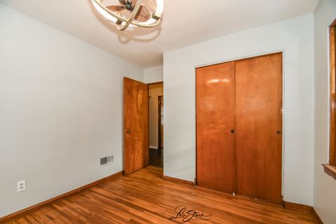 Tiny photo for 1009 Helen Avenue, Joliet, IL 60433 (MLS # 12539151)