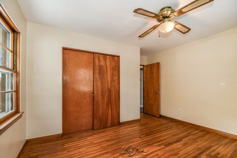 Tiny photo for 1009 Helen Avenue, Joliet, IL 60433 (MLS # 12539151)