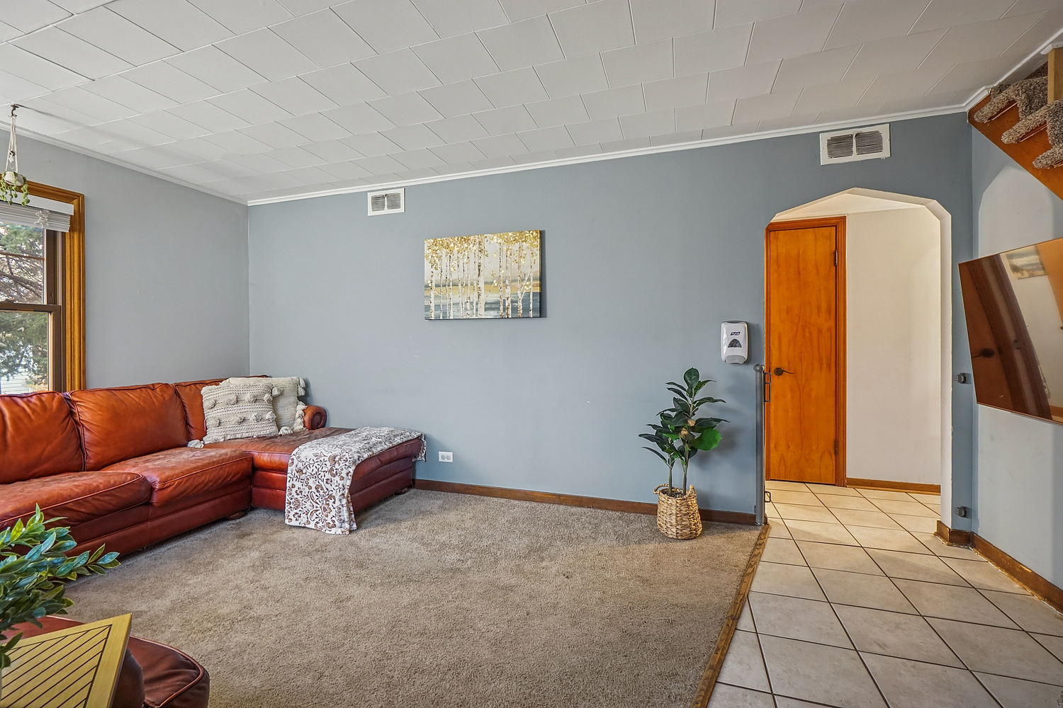 14317 Kilbourne Avenue