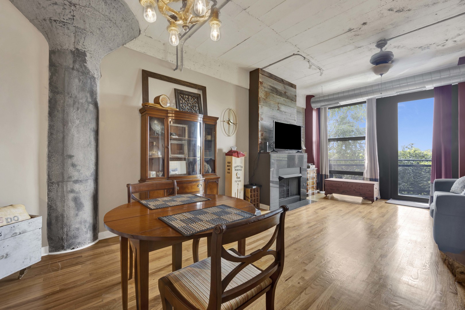 1071 W 15th Street 214