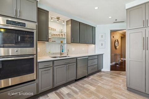Tiny photo for 25 E Superior Street #2402, Chicago, IL 60611 (MLS # 12434902)