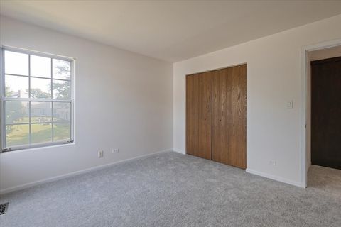 Tiny photo for 3 Dorchester Court, Streamwood, IL 60107 (MLS # 12497445)