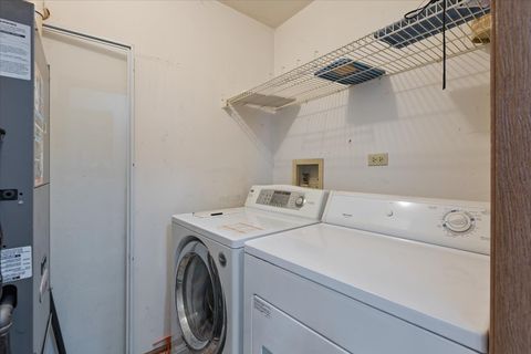 Tiny photo for 3 Dorchester Court, Streamwood, IL 60107 (MLS # 12497445)